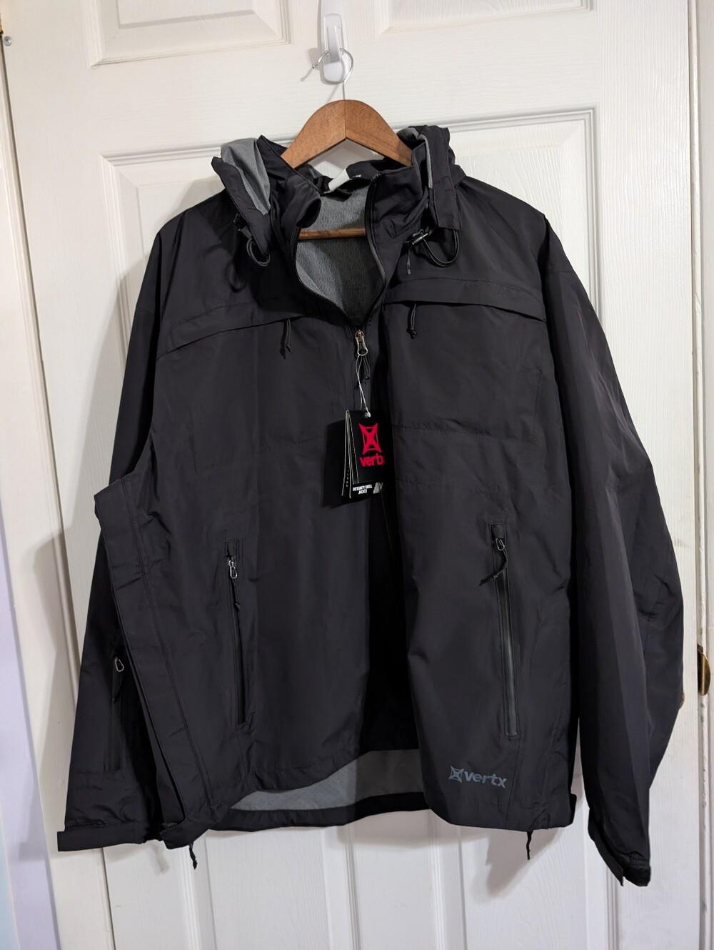 New Vertx Mens Jacket Integrity Tactical Windproof Rain Coat Black Size XL NWT